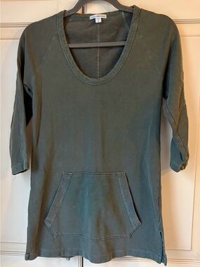James Perse Washed Olive Scoop Neck top with Kangaroo Pocket sz 2 (small-med)